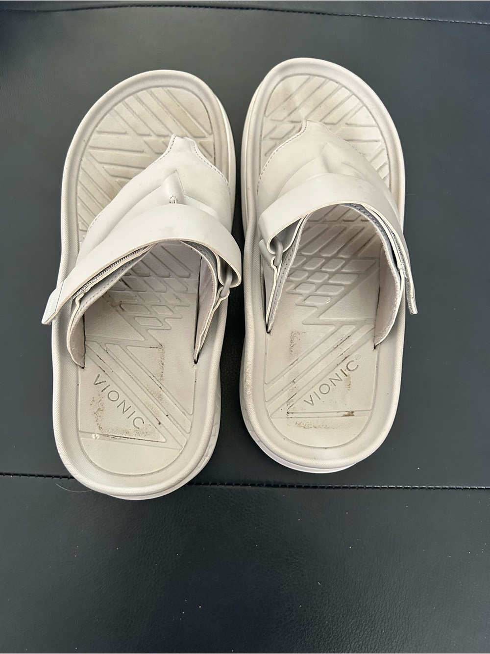 Vionic Off-White Toe-Post Slide Sandals